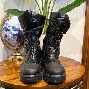 Black Women's Lace-Up Platform Winter Boots